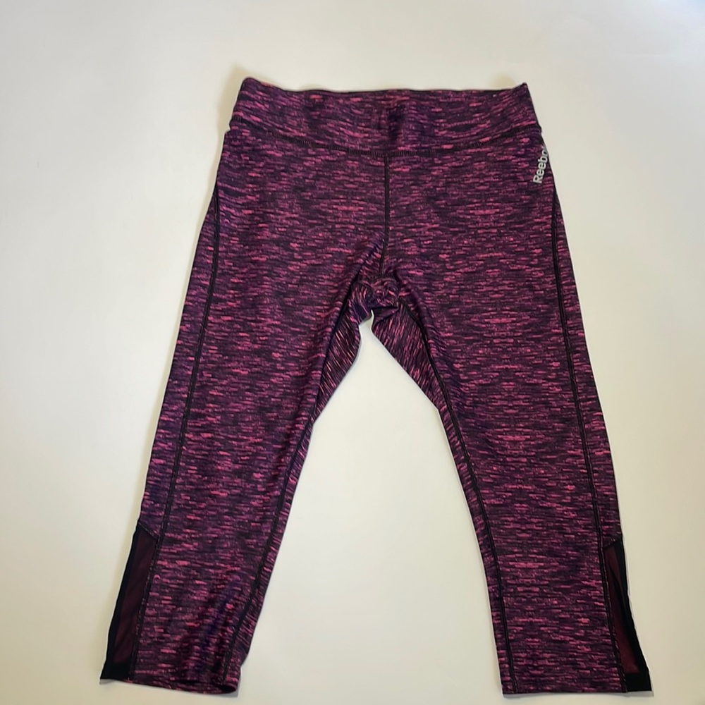 Reebok Cropped Leggings Size S Pink Purple Black